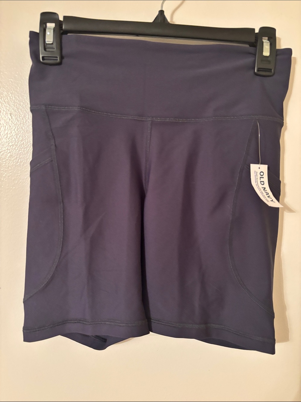 Old Navy Athletic Shorts in Navy Blue